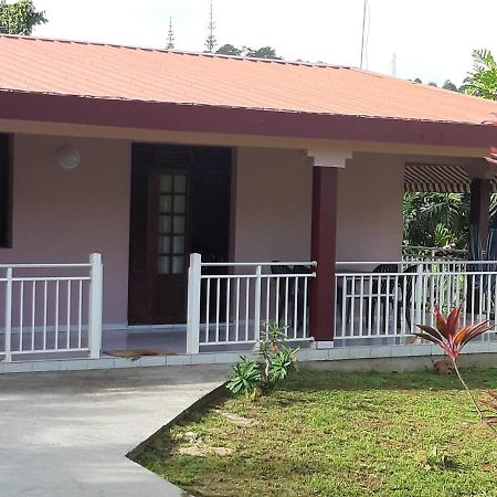 Le Petit Robert Maison F3 Plein Pied Le Robert Ngoại thất bức ảnh