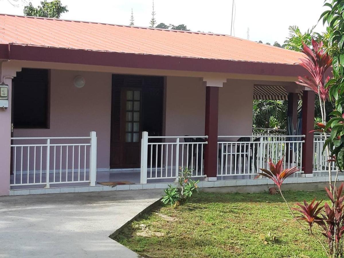 Le Petit Robert Maison F3 Plein Pied Le Robert Ngoại thất bức ảnh